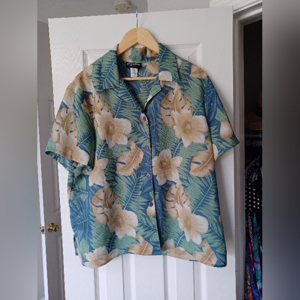 Ladies Tropical Floral Blouse - (Size XL)